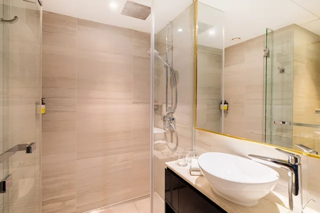 Towre Hyll, Superior, Twin Beds، Leonardo Hotel London Aldgate - Formerly Hotel Saint 3/4