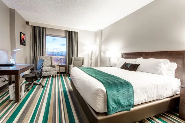Estate, Executive, King Bed، Hotel Blackfoot 1/3