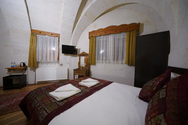 Economy, Double Bed, Arch Palace Hotel 2/10