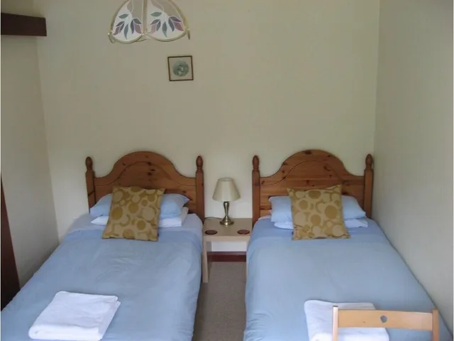 غرفة بسريرين منفصلين، Hillside Self Catering 1/1