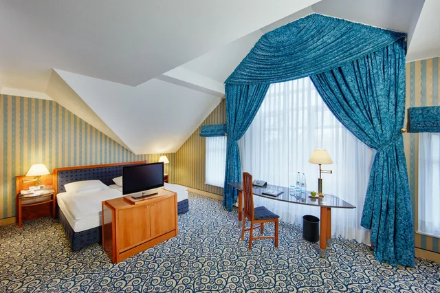 غرفة ديلوكس مفردة بسرير مزدوج، Dorint Herrenkrug Parkhotel Magdeburg 1/3