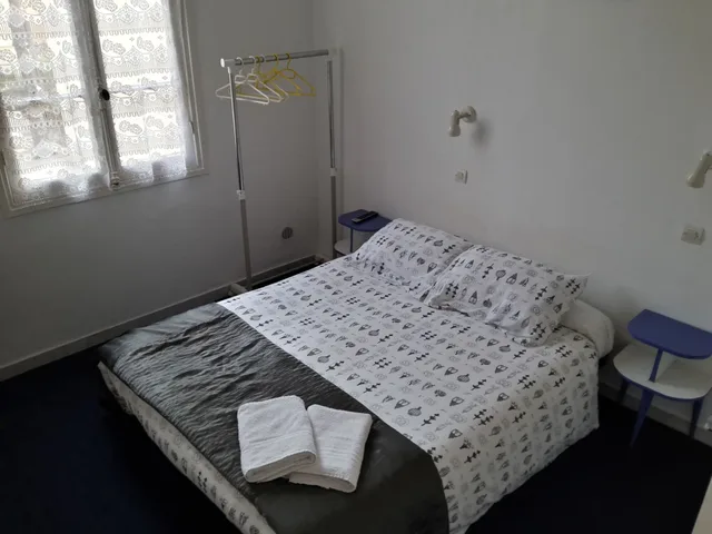 Standard, Single, Double Bed, Belle Meuniere 3/4