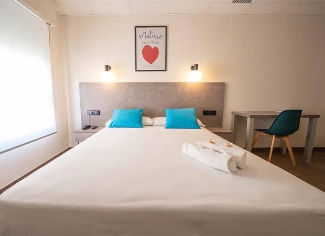 غرفة تقليدية بسرير كوين، Hotel Universal Murcia 1/10