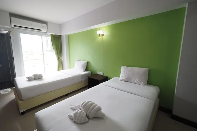 غرفة قياسية بسريرين منفصلين، Phuhi Hotel 1/3