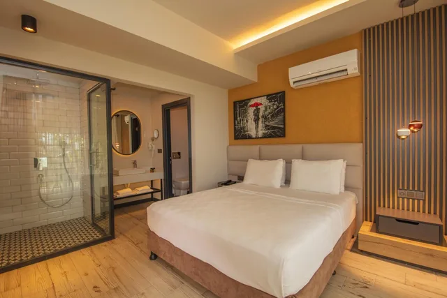 غرفة عائلية بإطلالة على الحديقة، Morina Deluxe Hotel 1/9