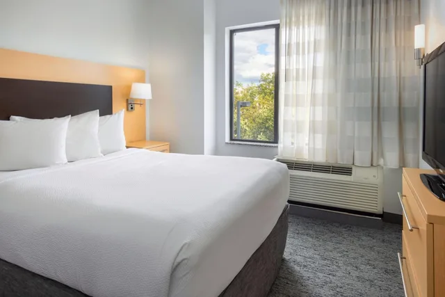 جناح بغرفتي نوم، TownePlace Suites York 3/10