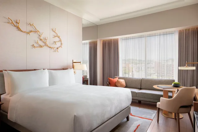 Guest Room, Deluxe, King Bed, City View, JW Marriott Hotel Nara 2/7