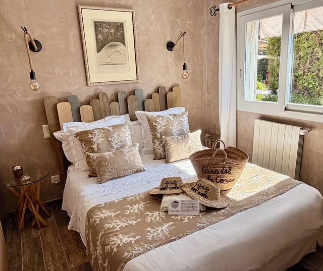 جناح جونيور بسرير كوين بإطلالة على البحر بمطبخ صغير، Casa Del Sole Chambre d hotes de Charme 1/4