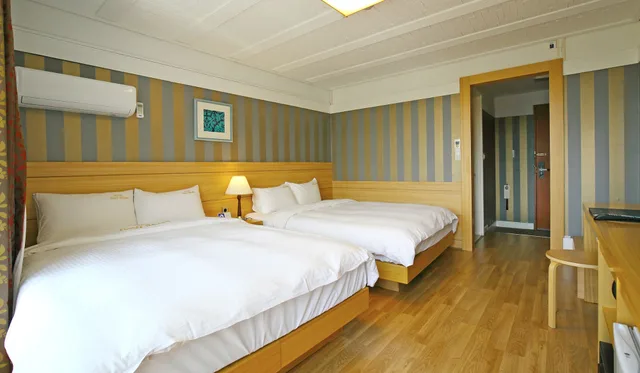 غرفة عائلية بسريرين مزدوجين، Benikea Swiss Rosen Hotel 1/4