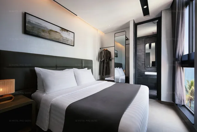 Petite, King Bed، M Hotel Phu Quoc 1/3