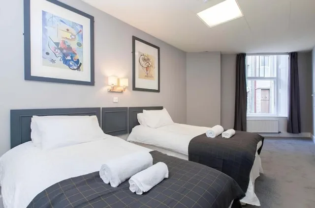 Standard, Quadruple, 2 Bunk Beds, Citi Hotel Aberdeen City Centre 1/2