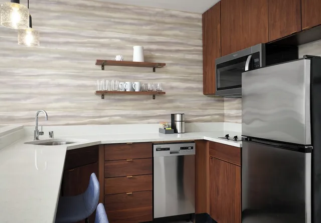 جناح استوديو بسرير كينج مع أريكة لذوي الإعاقة، Residence Inn by Marriott Ventura Beach 4/4