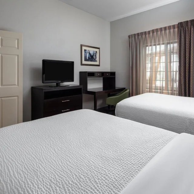 جناح بغرفتي نوم لذوي الإعاقة، Staybridge Suites O Fallon Chesterfield 4/10