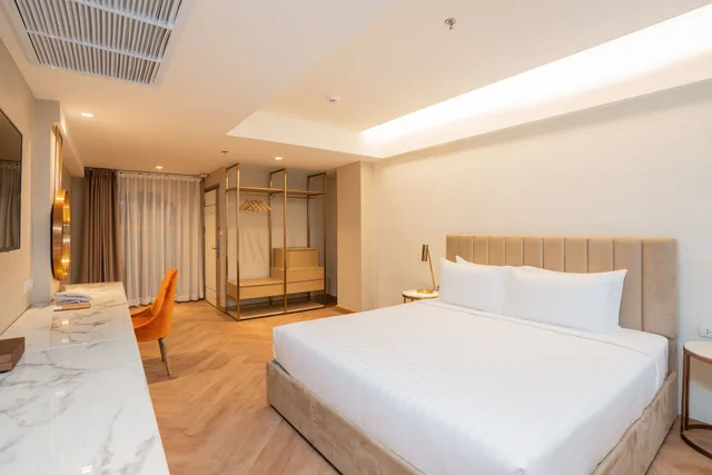 Chill، Away Bangkok Riverside Kene 1/8