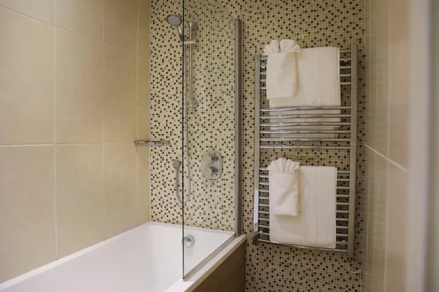 جناح جونيور، Captains Club Hotel & Spa 3/4