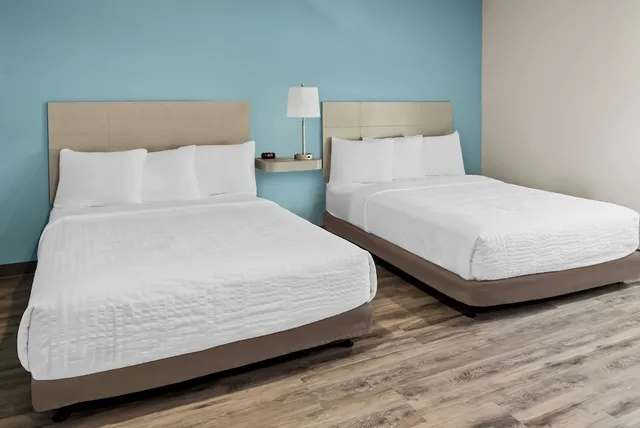 Efficiency, 2 Queen Beds, Accessible، WoodSpring Suites Greenville Airport 1/5