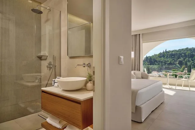 غرفة بسرير مزدوج بإطلالة على البحر، San Antonio Corfu Resort – Adults Only 3/4
