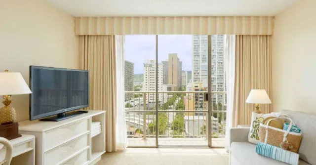 استوديو بسرير كوين بمطبخ صغير، Outrigger Waikiki Paradise 3/4