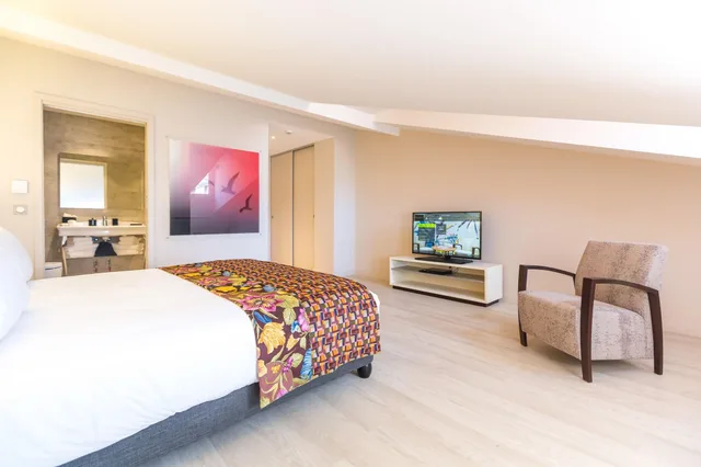 Mezzanine, Deluxe, Suite، Palais Saleya Boutique Hotel 2/3