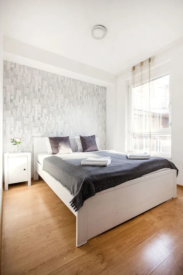 3 Bedrooms, Superior, Apartment, 3 Queen Beds, City View, Sofa, Balcony, Grand Budapest Penthouse 2/10