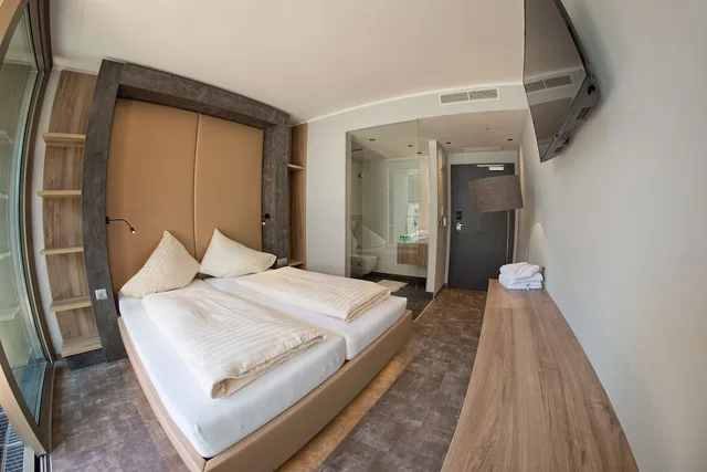 غرفة كومفورت بسرير مزدوج بشرفة، Hotel Rocket Rooms Velden 2/7