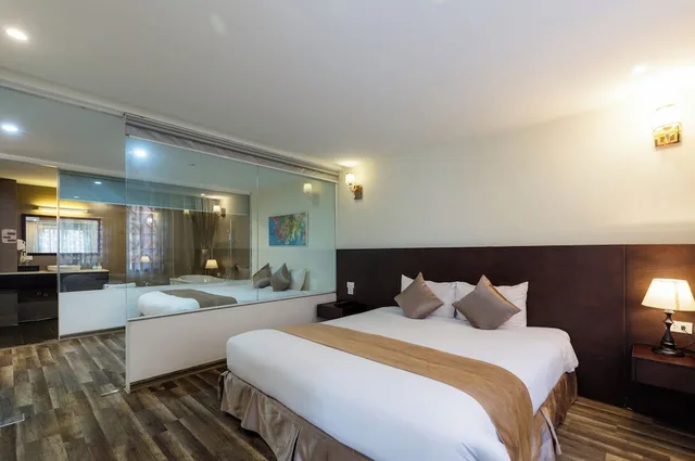 جناح عائلي بسرير كينج وسرير كوين بغرفتي نوم مع أريكة، Lacasa Sapa Hotel (Ex. Hoang Ha Sapa Hotel) 10/10