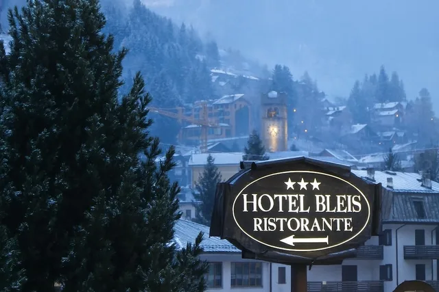 Hotel Bleis، Riva del Garda 2/50
