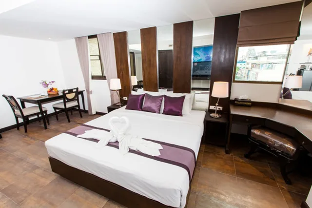 Suite, The Grand Sathorn 4/5