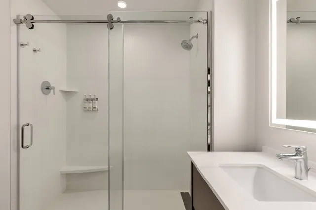 جناح استوديو بسريرين كوين بمطبخ لذوي الإعاقة، Staybridge Suites Norfolk Airport by IHG 3/6