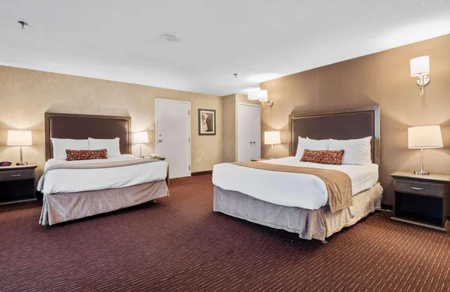 غرفة بثلاثة أسرّة، Best Western Plus Cairn Croft Hotel 3/8