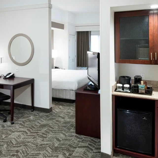 جناح بسرير كينج بغرفة نوم واحدة مع سرير سحّاب إضافي مع أريكة، Springhill Suites By Marriott Columbus 4/4