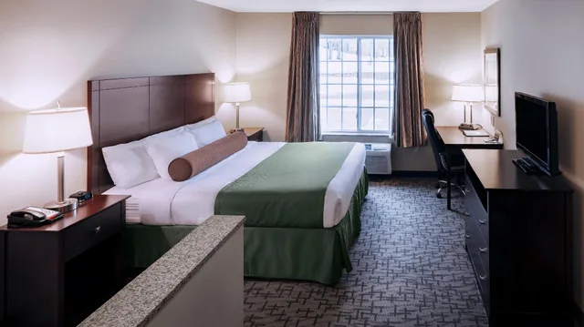 جناح بسرير كينج بحوض جاكوزي، Cobblestone Inn & Suites Durand 1/2