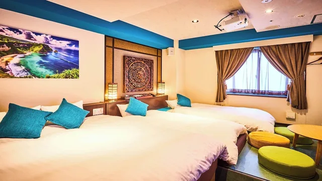 Casual, 4 Beds, King and Twin Beds، Hotel K6 Osaka Namba 1/2