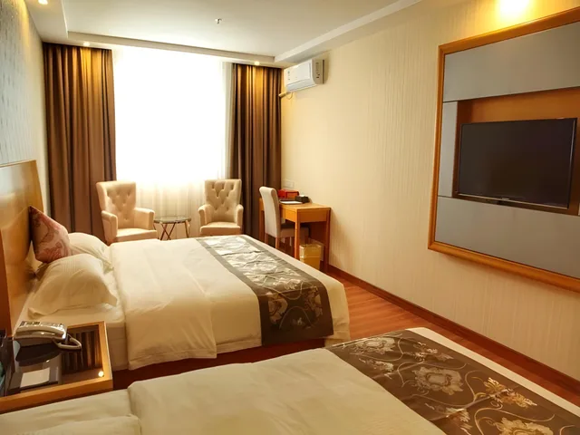 غرفة عائلية، Greentree Inn Zhuhai Mingzhu Station Express Hotel 1/2