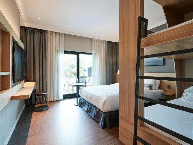 غرفة عائلية بسرير بطابقين، The Suites Hotel Jeju 2/2