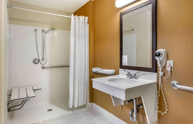 استوديو بسرير كوين لذوي الإعاقة، Extended Stay America Boston - Braintree 5/7