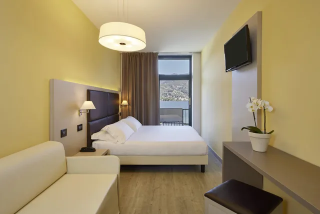 غرفة سوبيريور بإطلالة على البحيرة، Park Hotel Casimiro Village 4/6