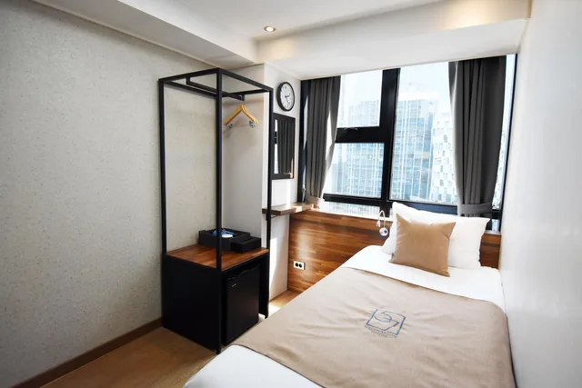 غرفة ديلوكس مفردة، 57 Myeongdong Hostel 1/5
