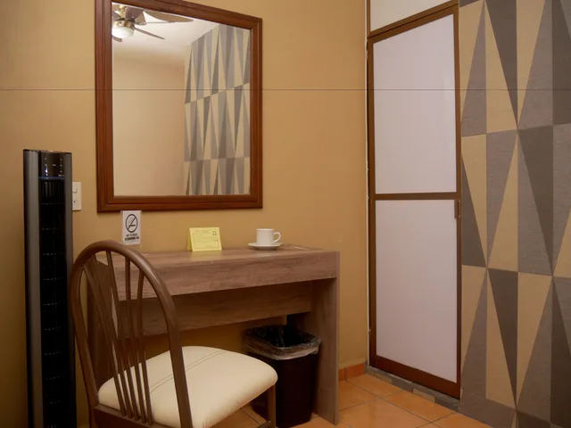 Standard, Double Bed, Hotel Estefania 9/10