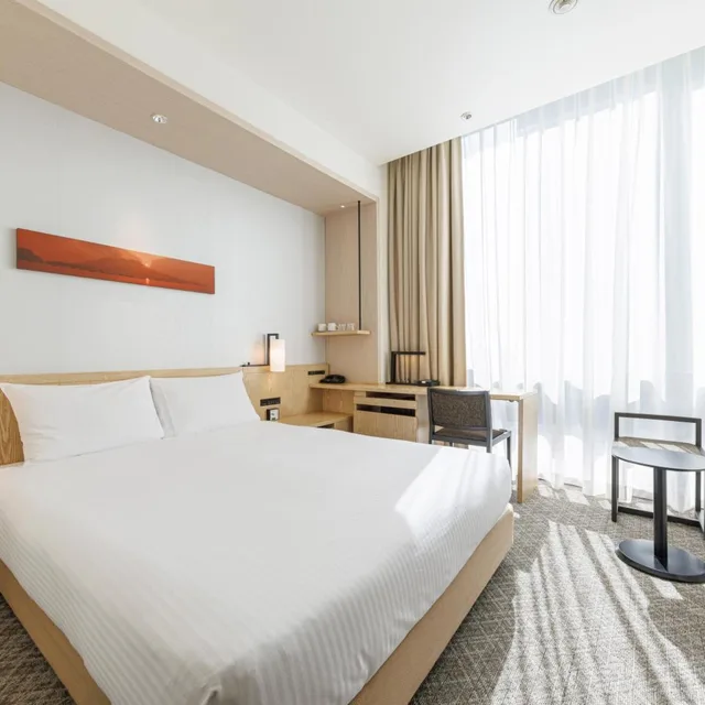 غرفة قياسية بسرير كوين، JR Kyushu Hotel Blossom Shinjuku 1/10