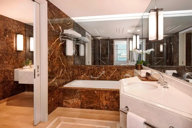 Griffin, Suite, King Bed, Jw Marriott Seoul 6/6