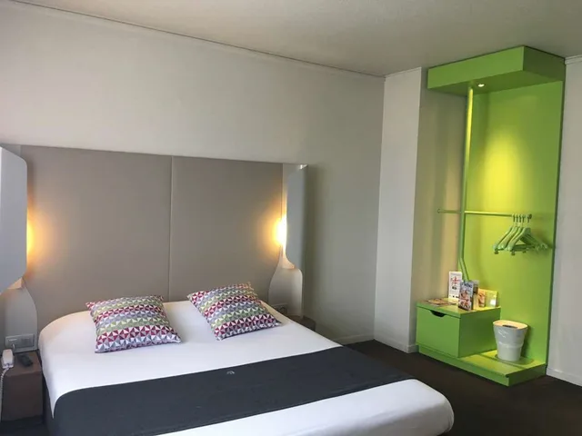 غرفة قياسية رباعية، Hotel Campanile Marne La Vallee Bussy Saint Georges 1/4