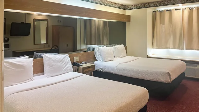 غرفة بسريرين كوين، Motel6 Brush CO 3/4