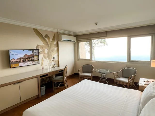 غرفة ديلوكس بإطلالة على الجبل، Taal Vista Hotel 3/3