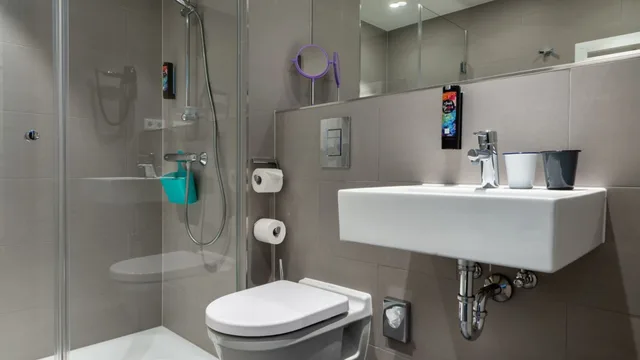 غرفة قياسية بسرير كوين، Holiday Inn - the niu, Keg Hamburg Ost, an IHG Hotel 2/2