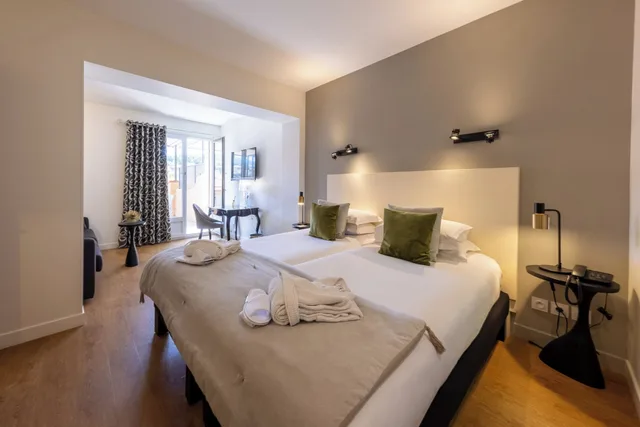 Junior Suite, Queen Bed, Sofa, Balcony or Terrace، Hotel Madeloc 9/10