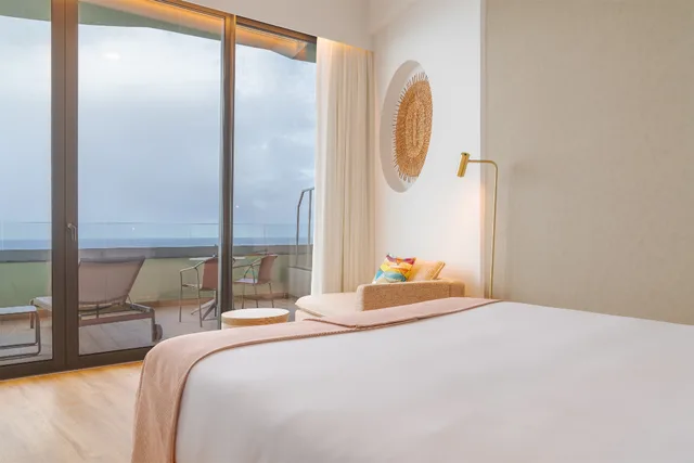 غرفة سوبيريور بسرير مزدوج أو سريرين منفصلين بإطلالة على البحر، Pestana Vila Lido Madeira 1/3