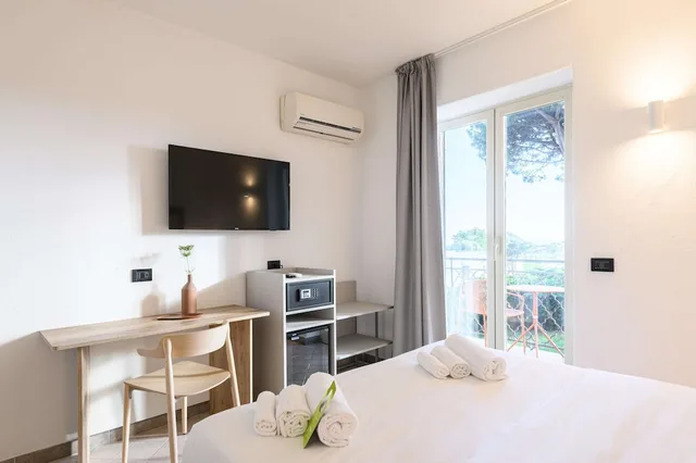غرفة سوبيريور بسرير كوين، B&B Hotel Ischia San Nicola 3/6