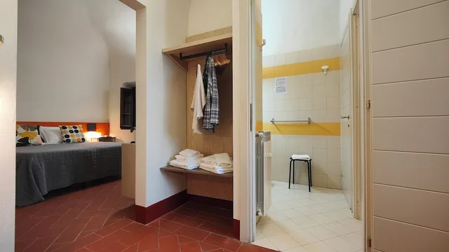 Superior, Queen Bed, Garden View, Chiostro Delle Monache - Hostel Volterra 4/4