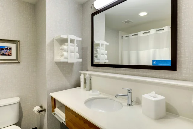 غرفة بسريرين كوين، Hampton Inn & Suites Rome 7/9